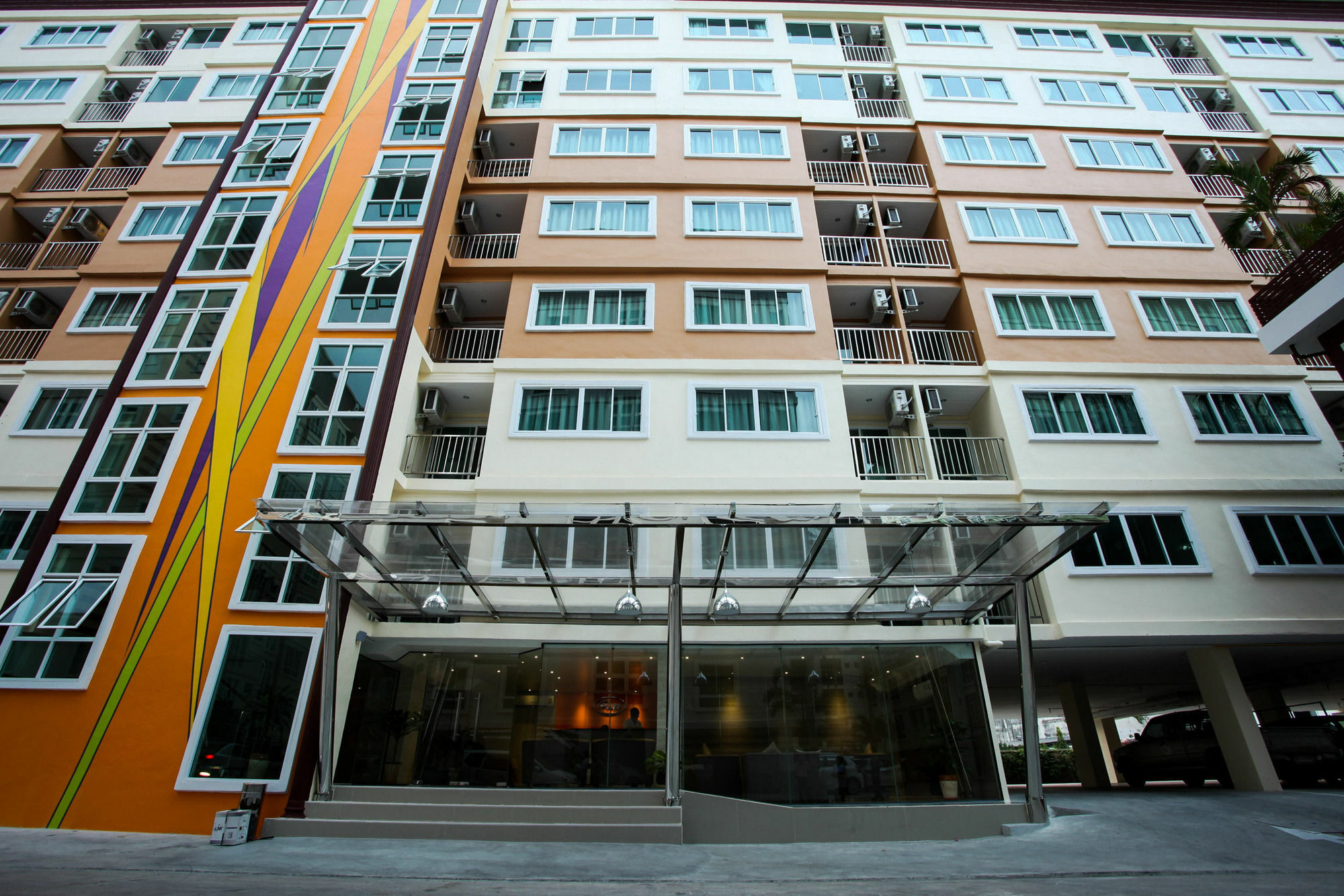 Patt Serviced Apartments Ban Nong Mai Daeng Exterior photo